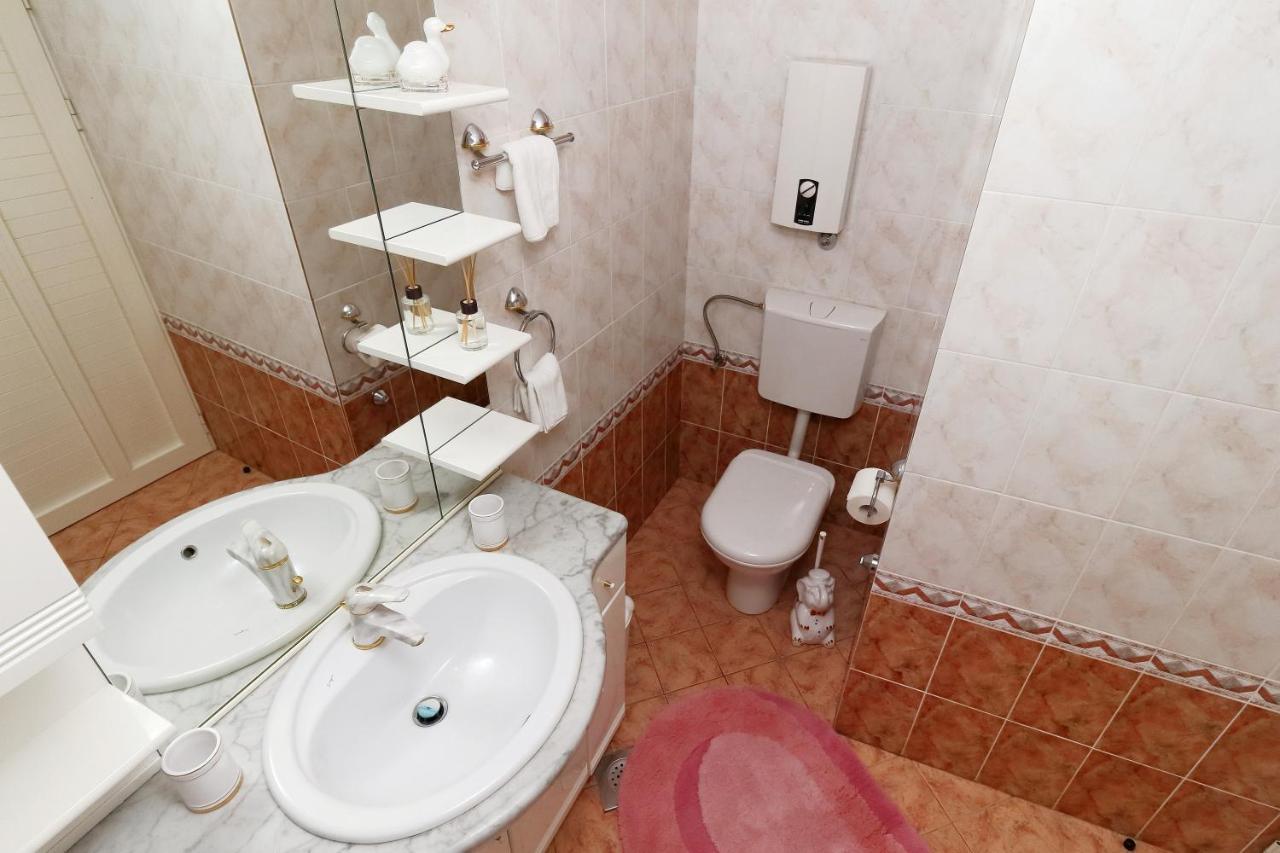 Apartman Nika - Marija Макарська Екстер'єр фото