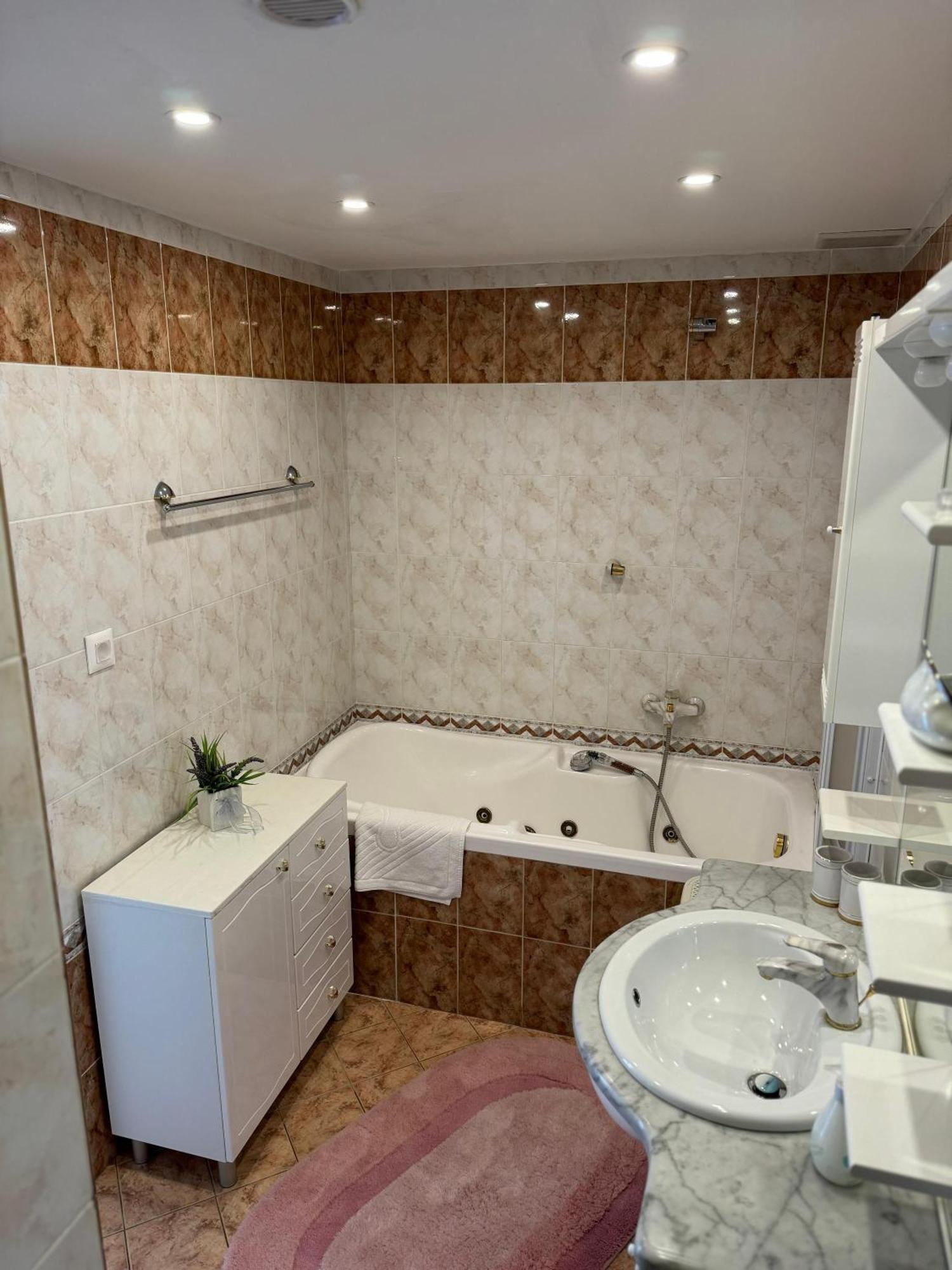 Apartman Nika - Marija Макарська Екстер'єр фото