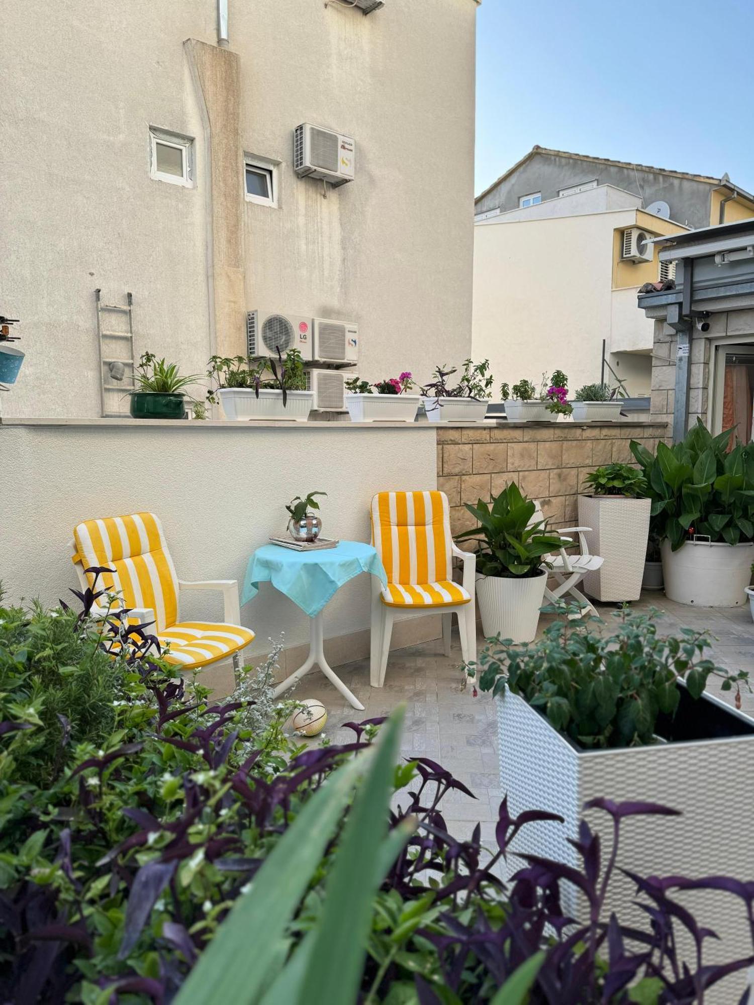 Apartman Nika - Marija Макарська Екстер'єр фото