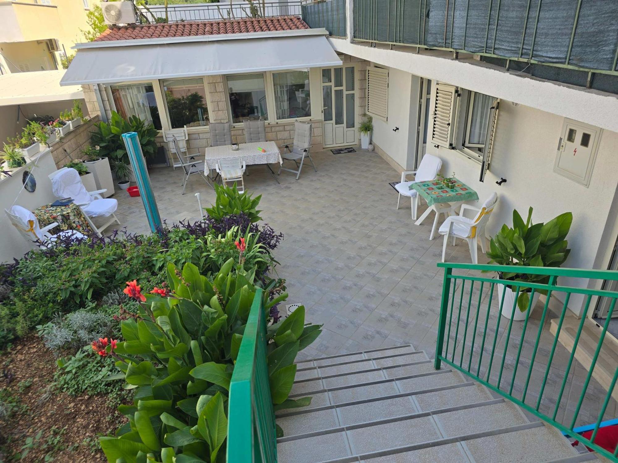 Apartman Nika - Marija Макарська Екстер'єр фото