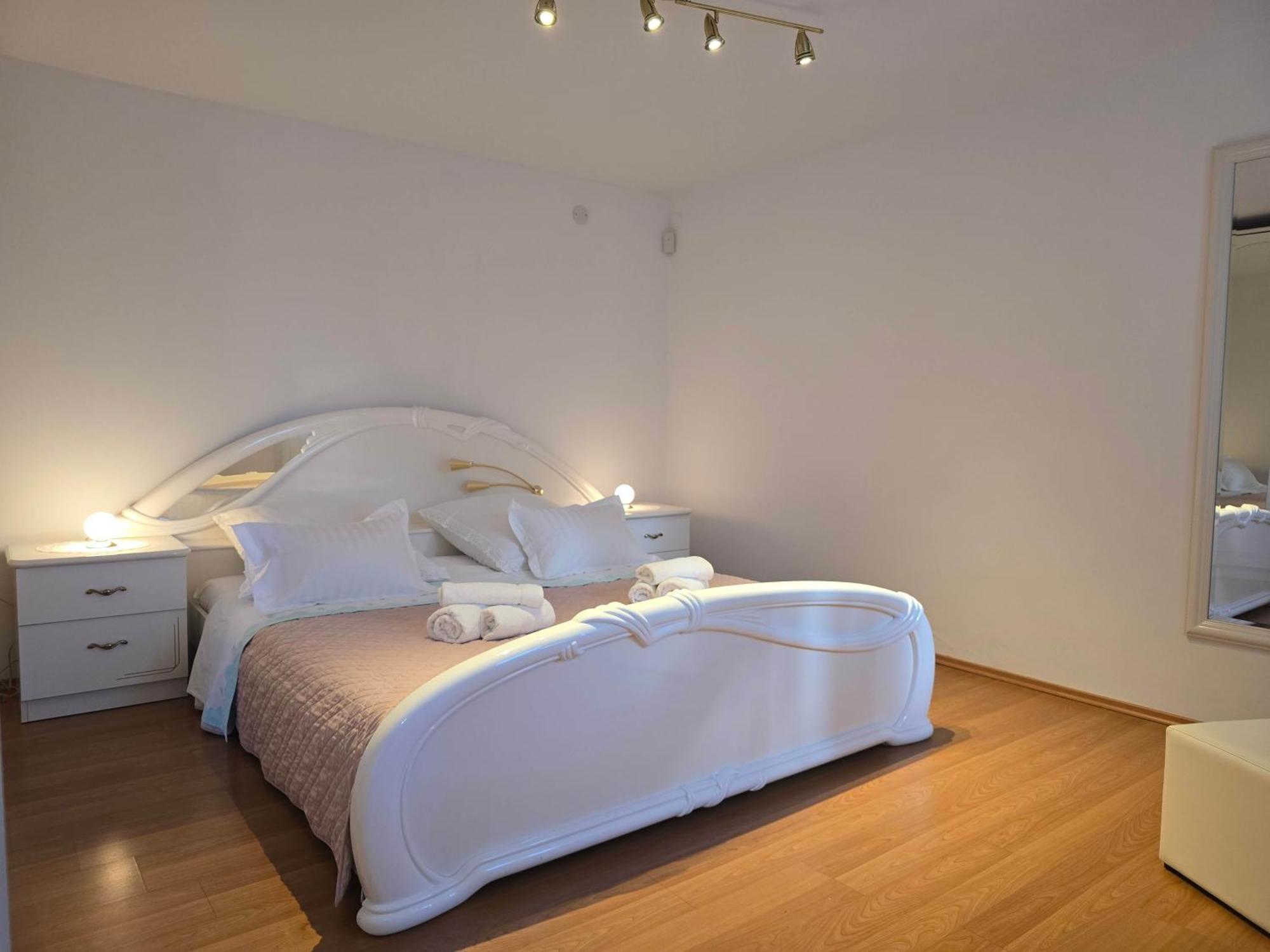 Apartman Nika - Marija Макарська Екстер'єр фото